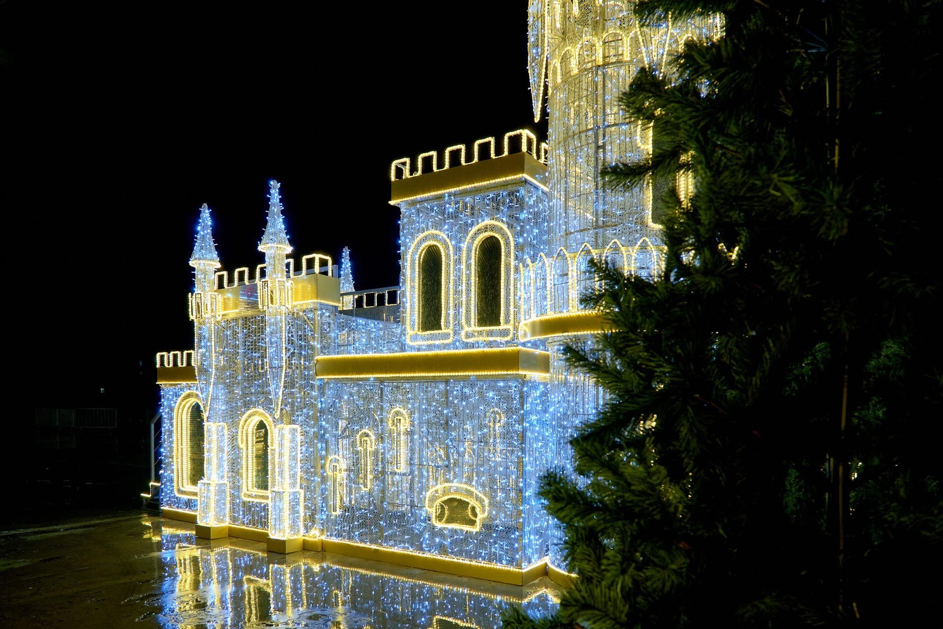 Украшение нового года Ялты