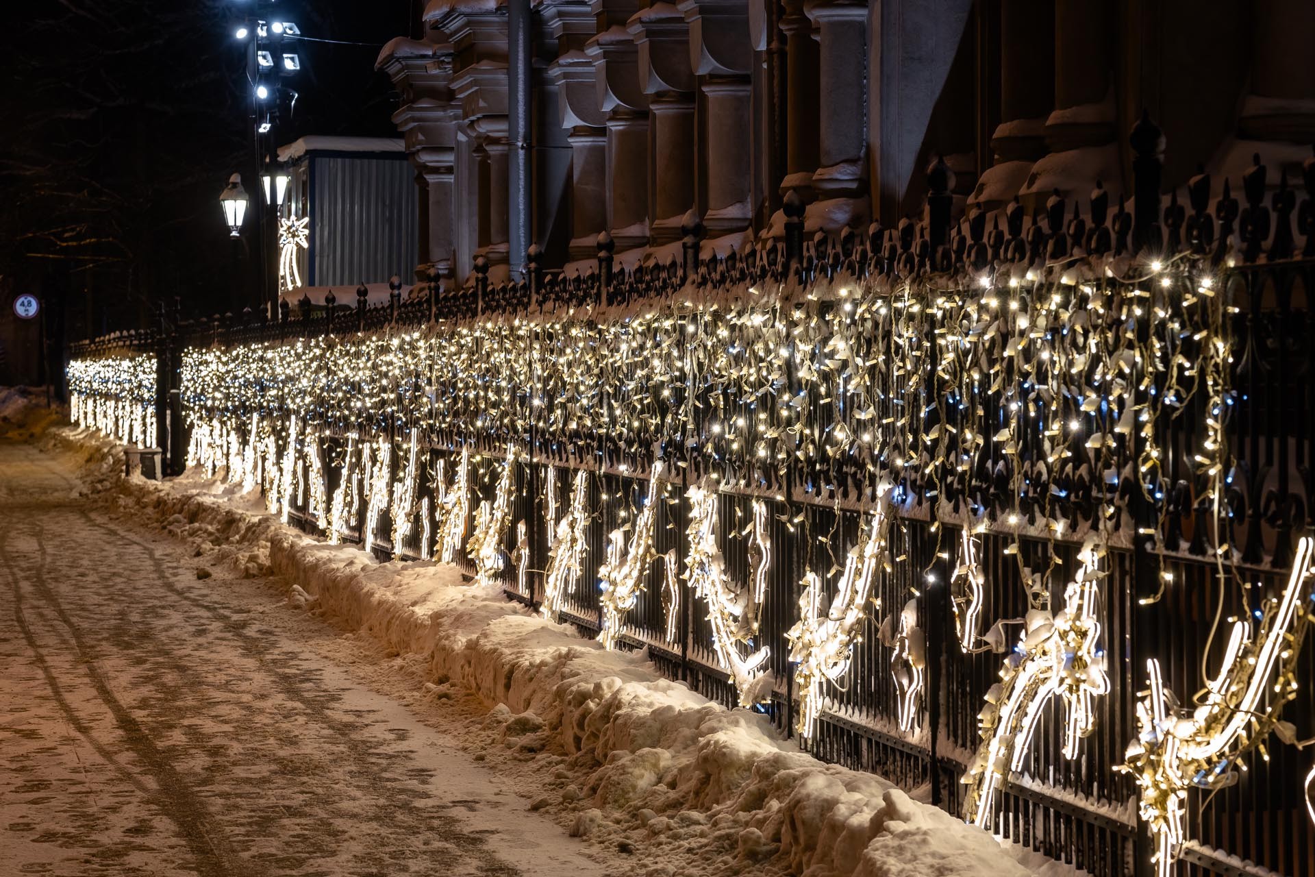 Украшение храма Иконы Божьей Матери