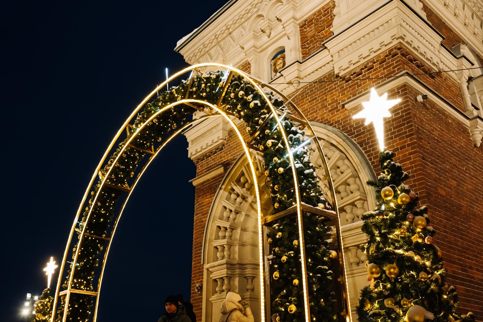 Украшение храма Иконы Божьей Матери